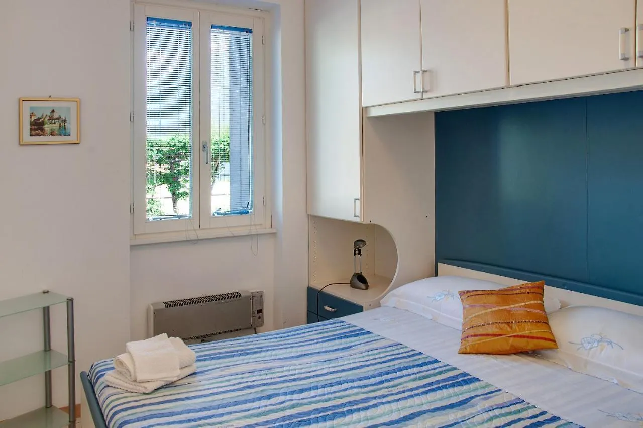 Lägenhet Casa Vacanze Al Boschetto Poncetta