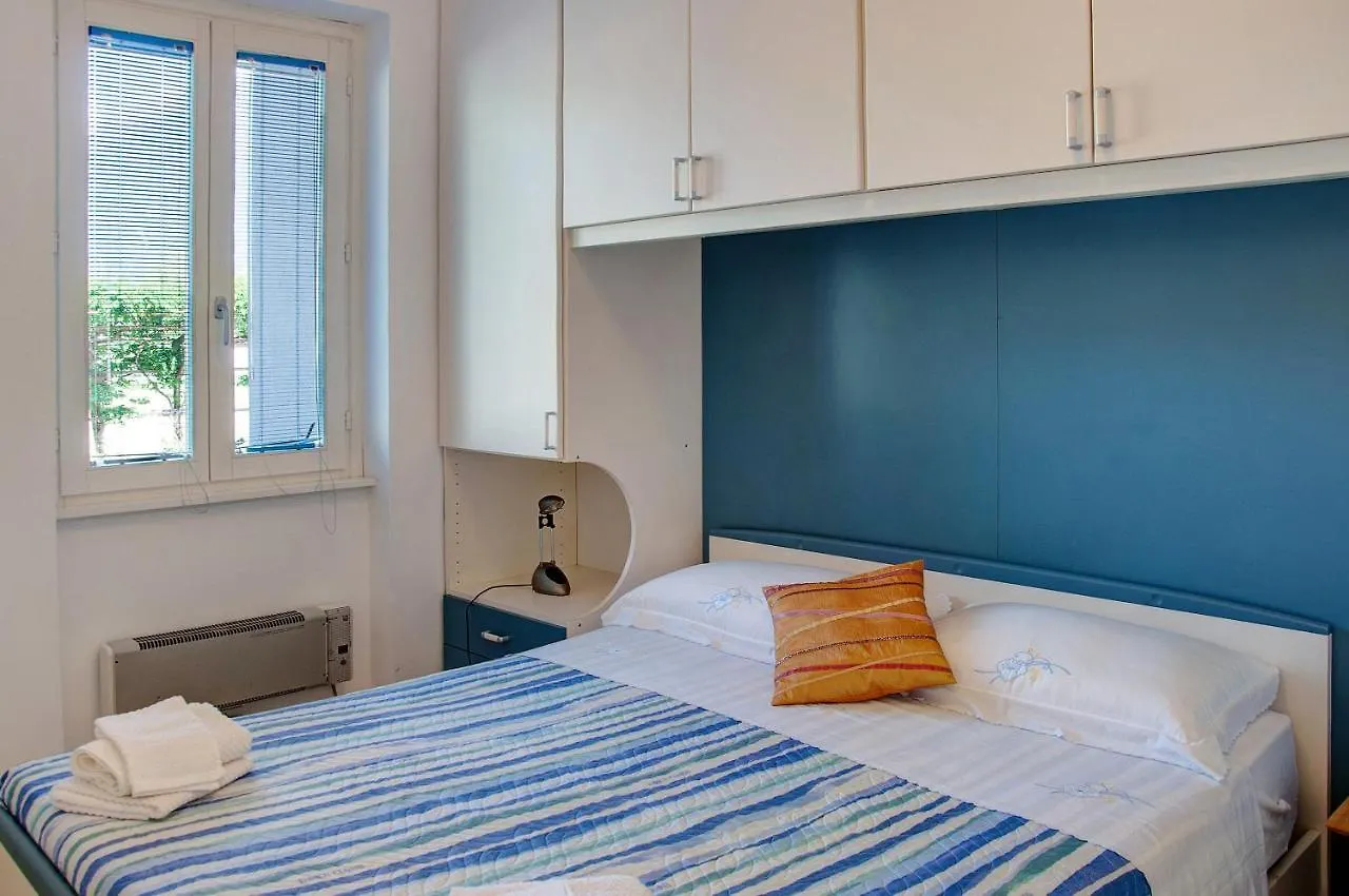 Lägenhet Casa Vacanze Al Boschetto Poncetta